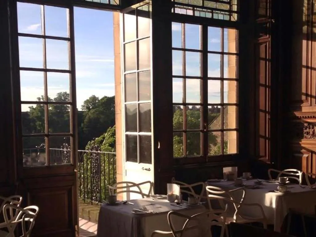 B+B Edinburgh Hotel