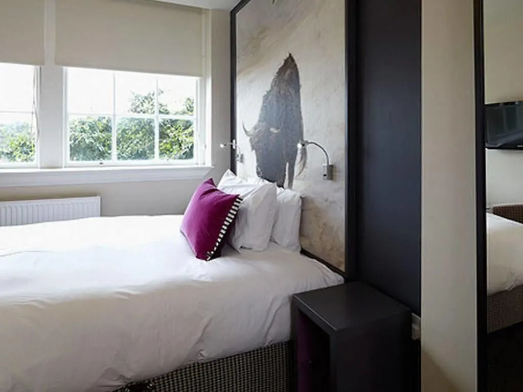 B+B Edinburgh Hotel